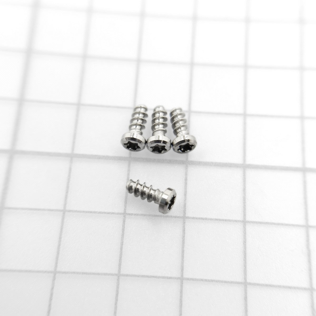 Screw KIT for Garmin Fenix 8 (43 mm)(4 pcs silver) New