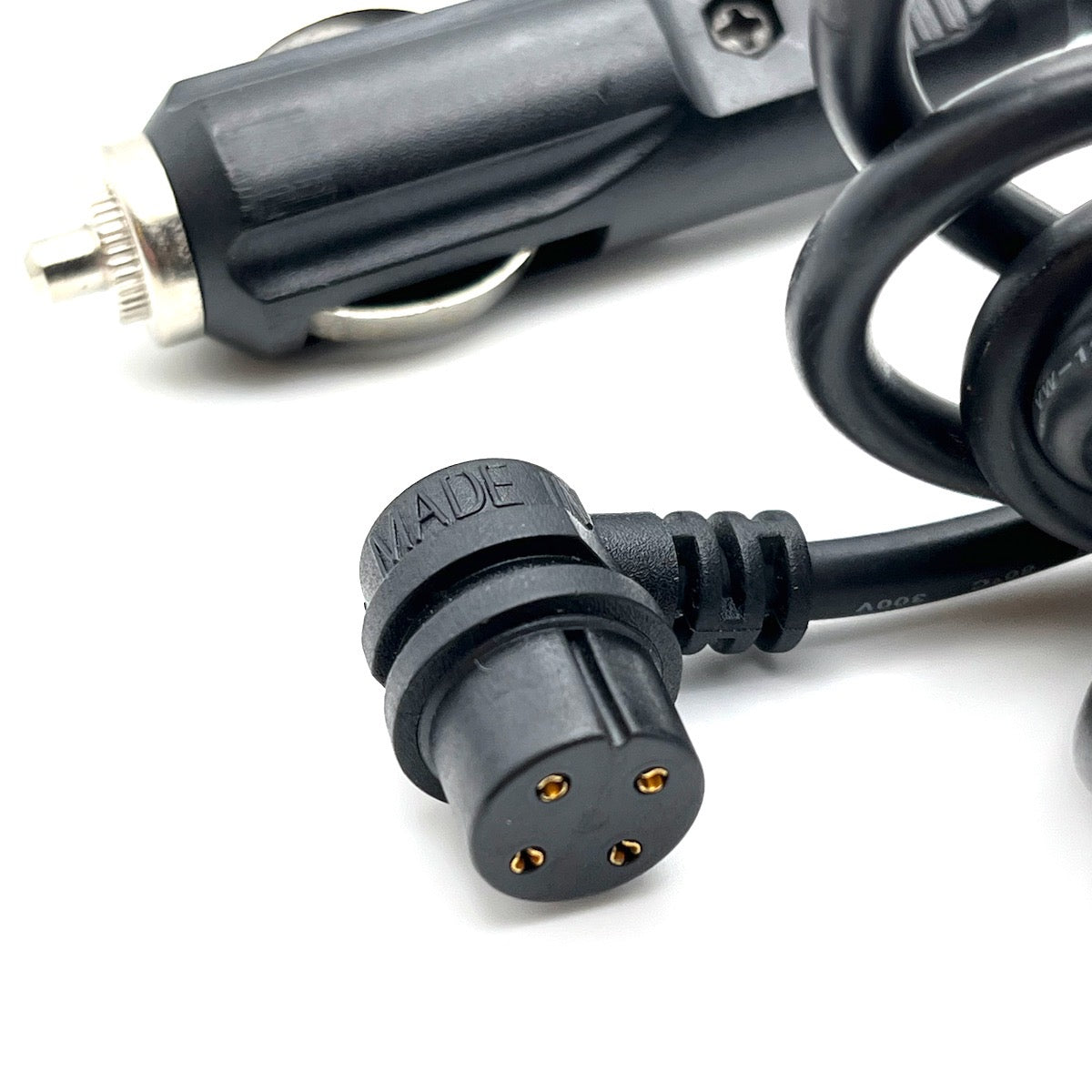 Cable to connect to the cigarette lighter for Garmin GPSMAP 60  Used