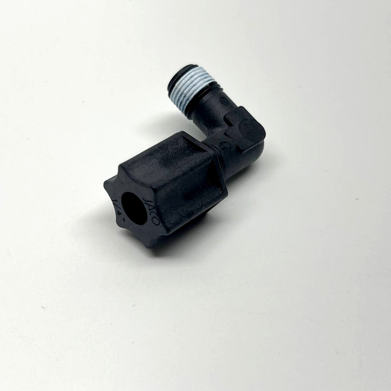 EFD 7543BP 1/8 MPT x 1/4 Compression Elbow Black PP