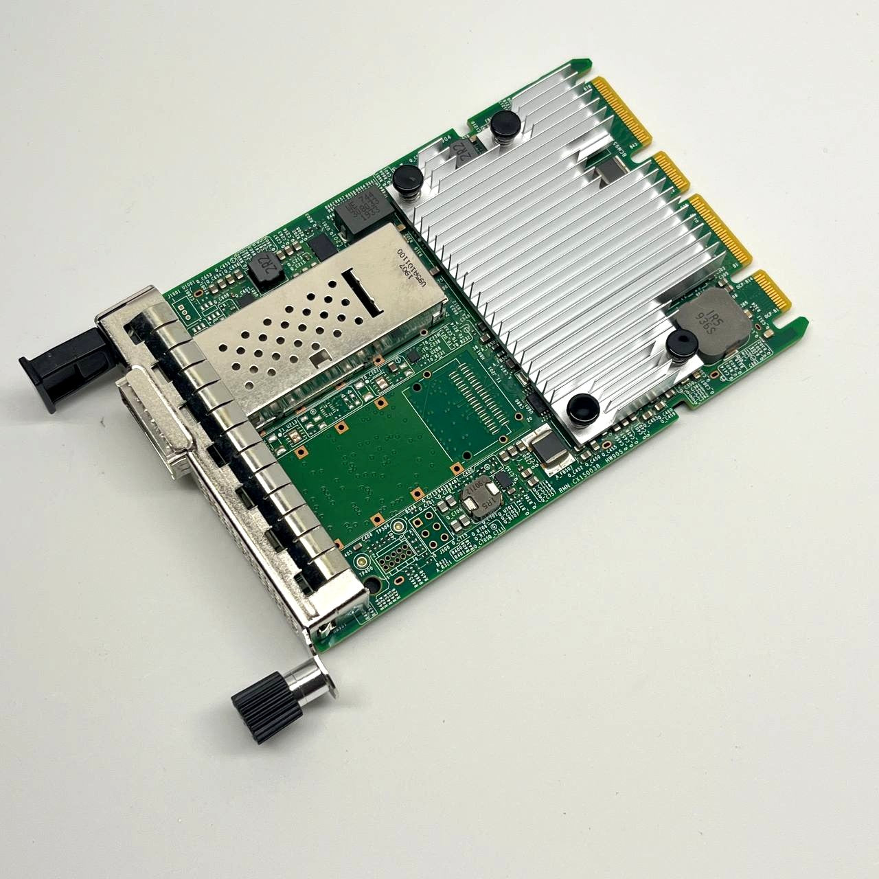 Broadcom BCM957504-N1100FY 100G OCP Mezzanine NIC (QSFP28)