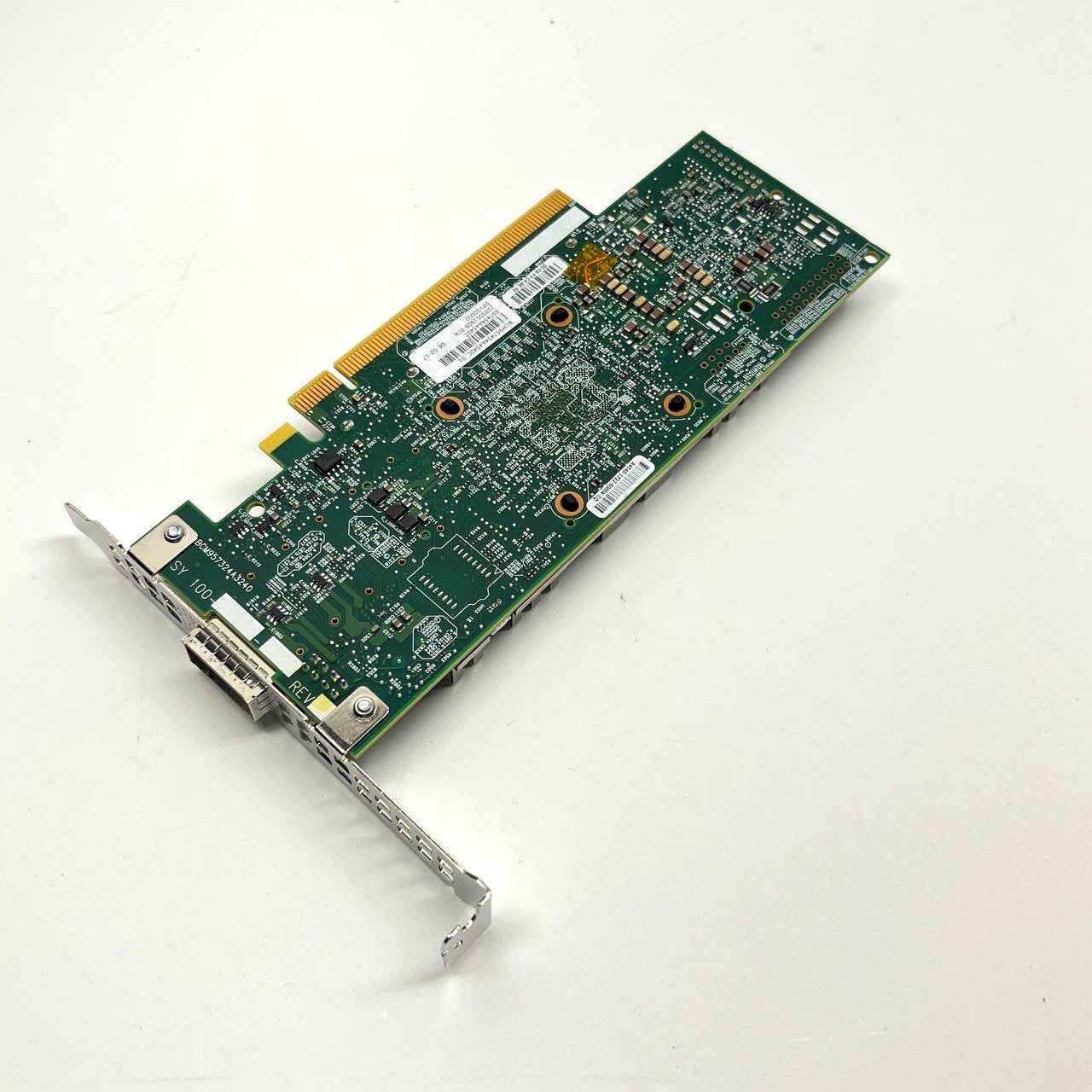 Broadcom BCM957454A4540C 10GbE SFP+ PCIe x8 Network Adapter