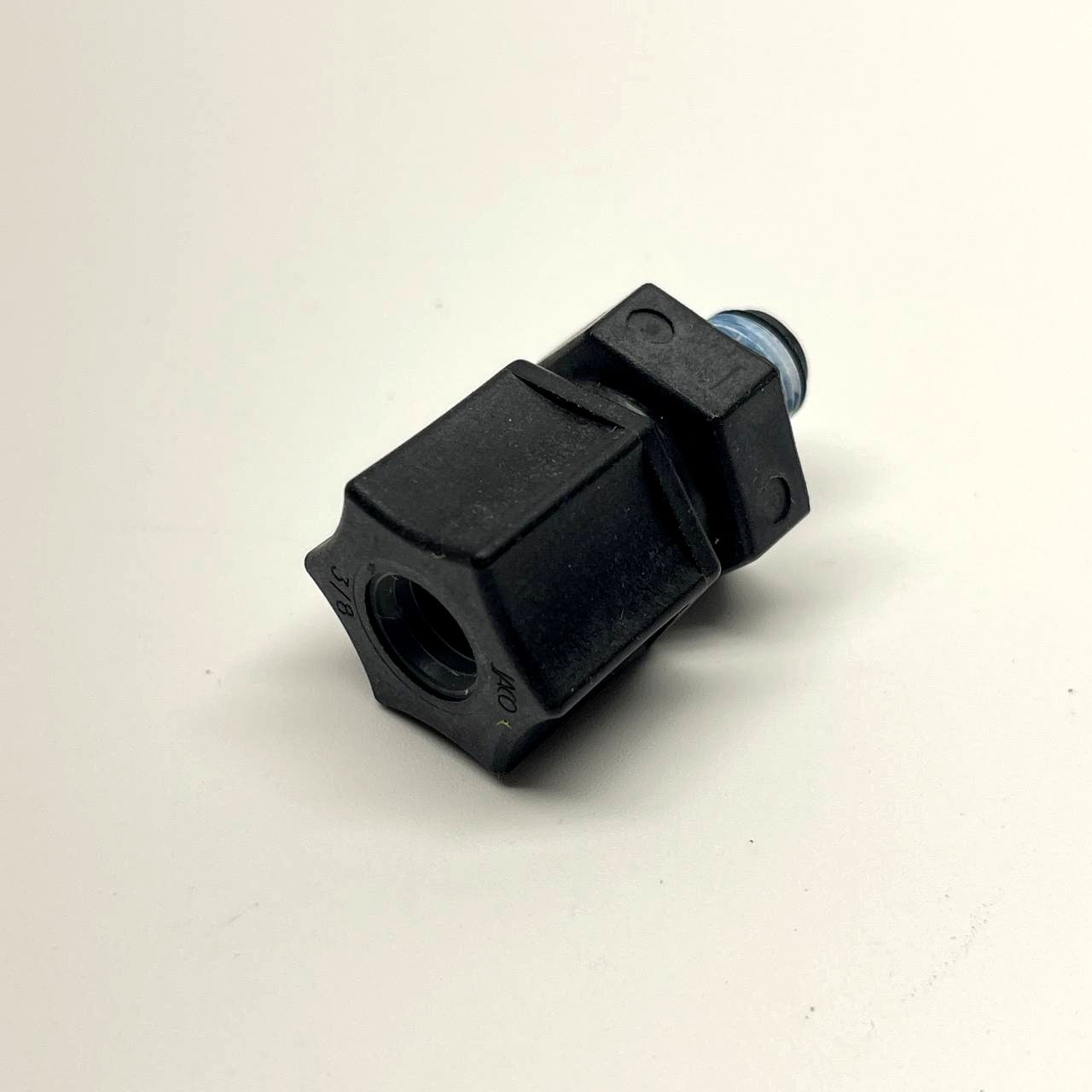 EFD 7610BP 1/8 NPTM to 3/8 Compression Adapter Black PP