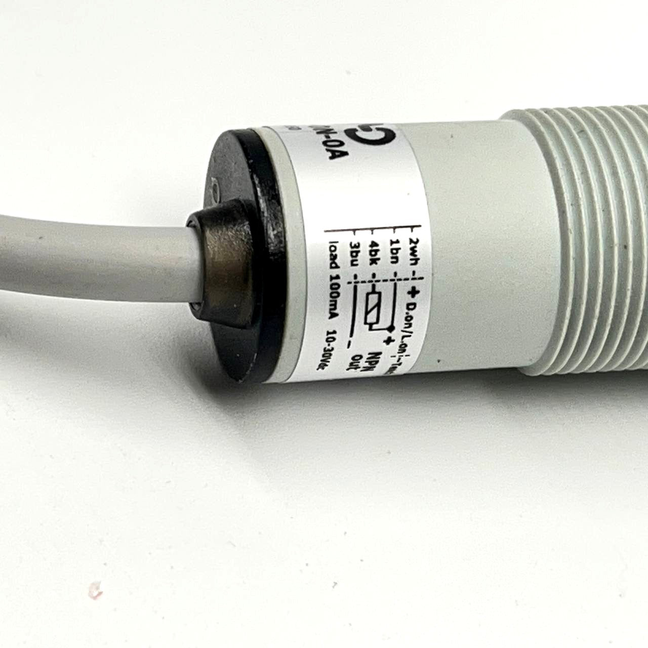 SSF-0N-0A Inductive Proximity Sensor M18 NPN 10-30V DC 3-wire
