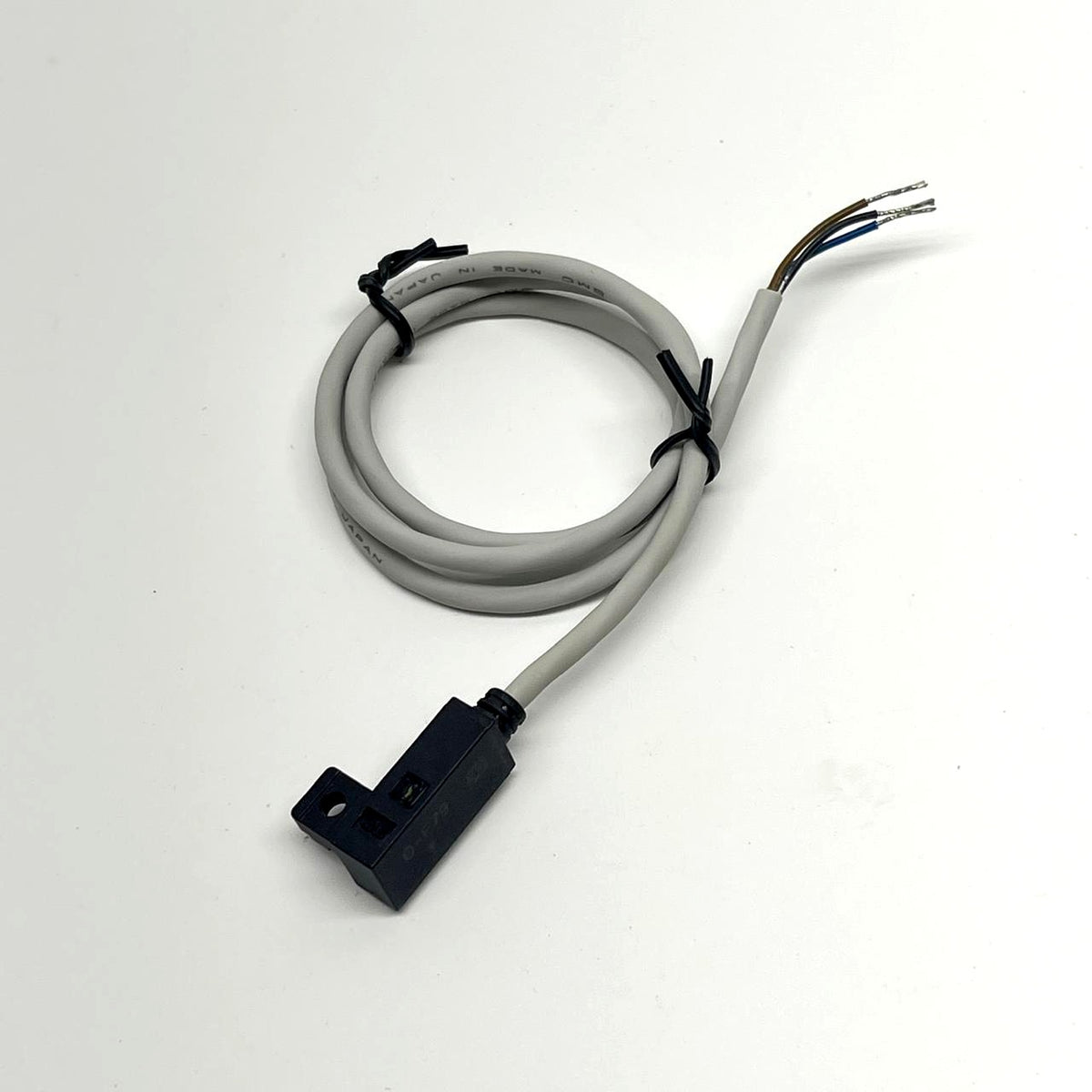 SMC D-F79 Cylinder Auto Switch / Magnetic Proximity Sensor 3-Wire