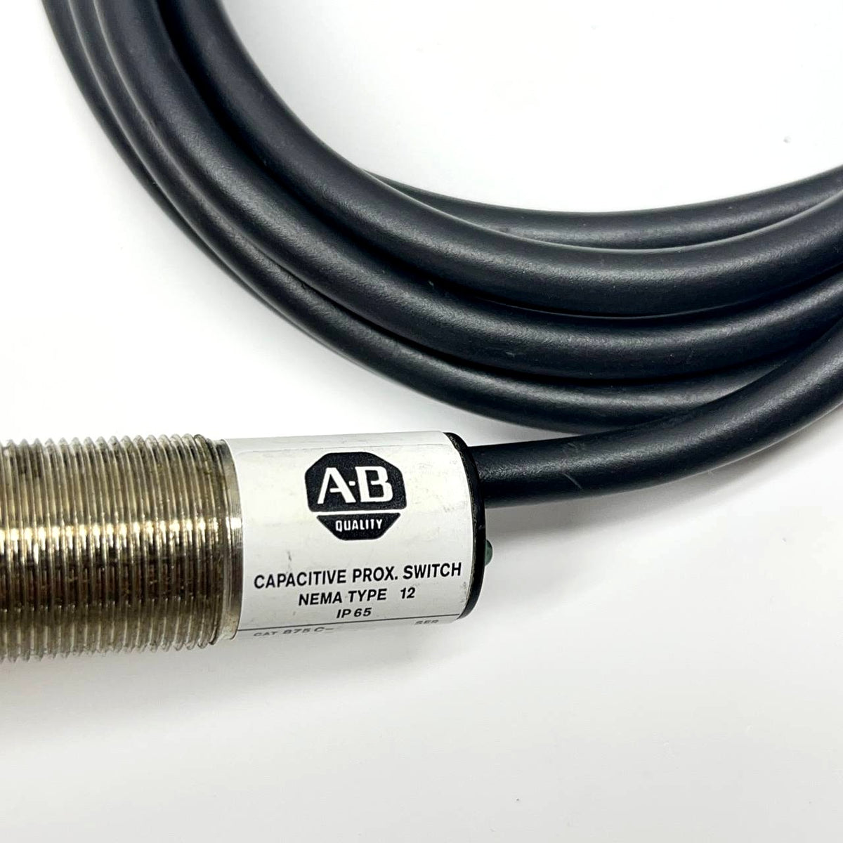 Allen-Bradley D5NN18-A2 Capacitive Proximity Sensor NPN 5mm 1.9m