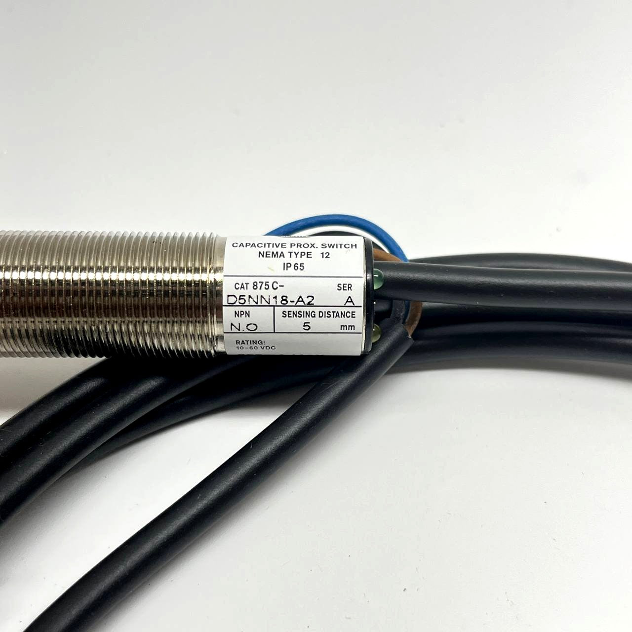 Allen-Bradley 875C-D5NN18-A2 Capacitive Proximity Sensor M18 5mm NPN NO