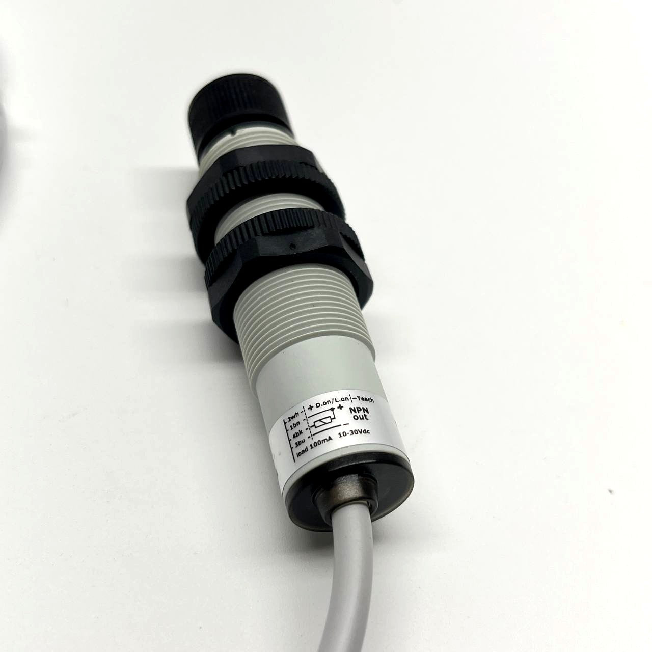 Micro Detectors SSF-0N-0A M18 Photoelectric Fiber Sensor 10-30V NPN