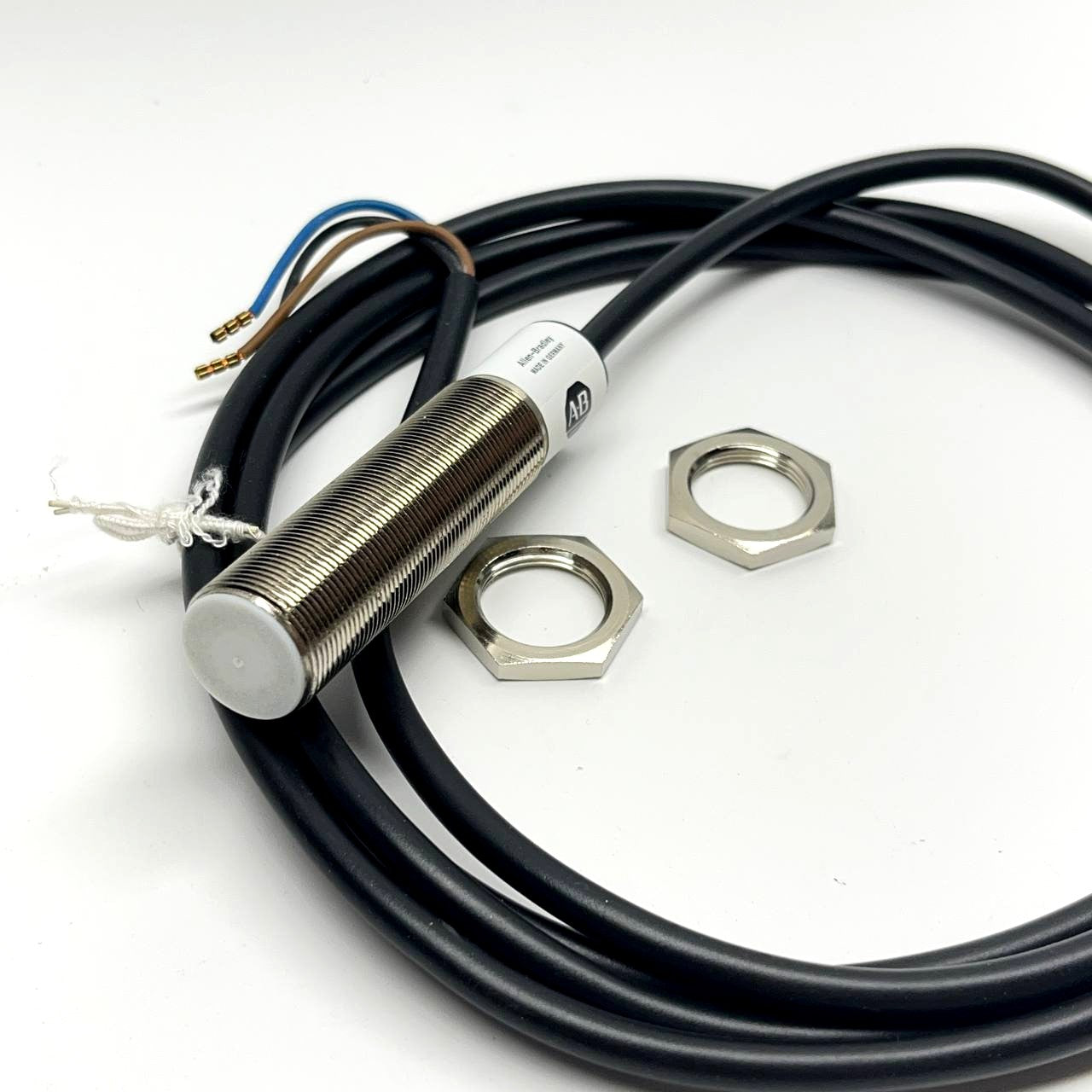 Allen-Bradley 875C-D5NN18-A2 Capacitive Proximity Sensor M18 5mm NPN NO