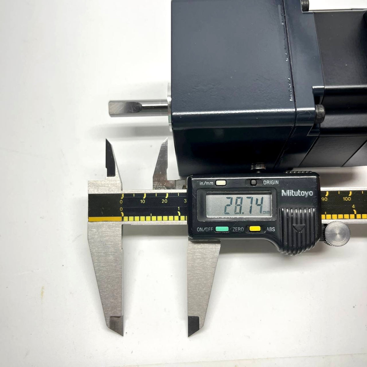 Oriental Motor VEXTA PK564AE-T10 5-Phase Stepper + RKD514L-A Driver (RK564AAE-T30)