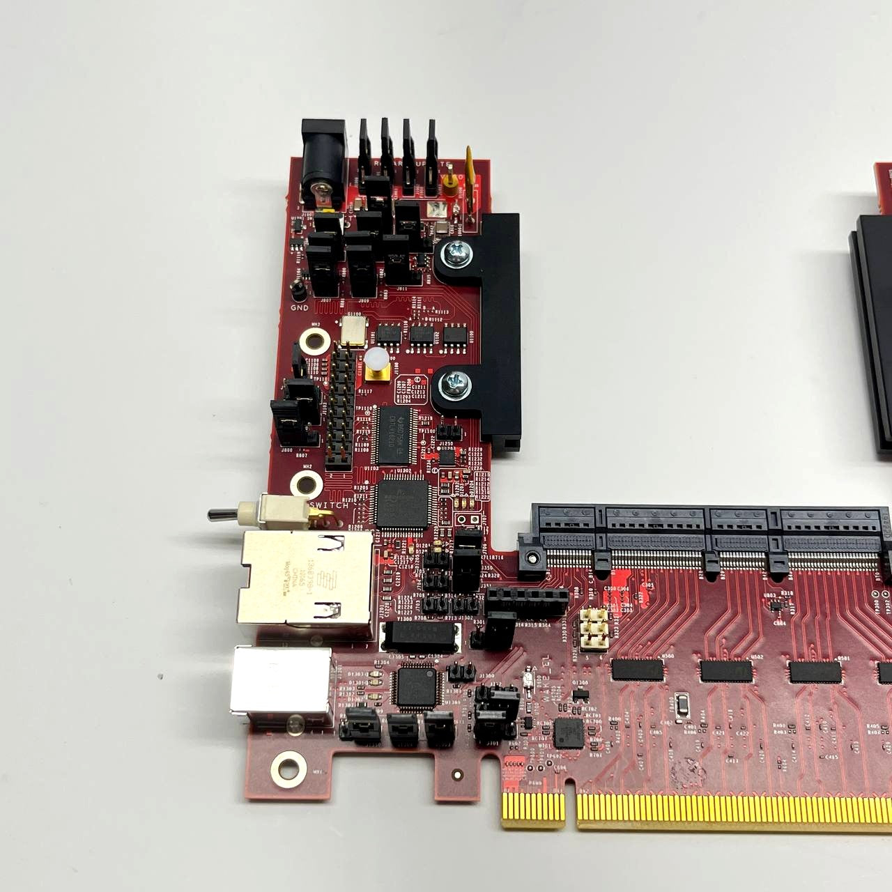Broadcom 100-CX150029-0010 PCIe Daughterboard / Server Adapter